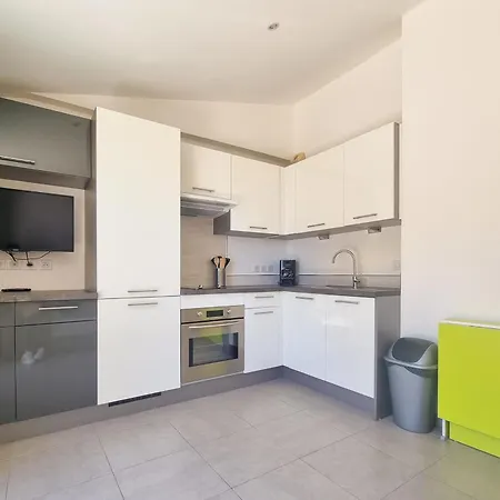 Hébergement de vacances Appt 4 Pers - Vue Et Piscine